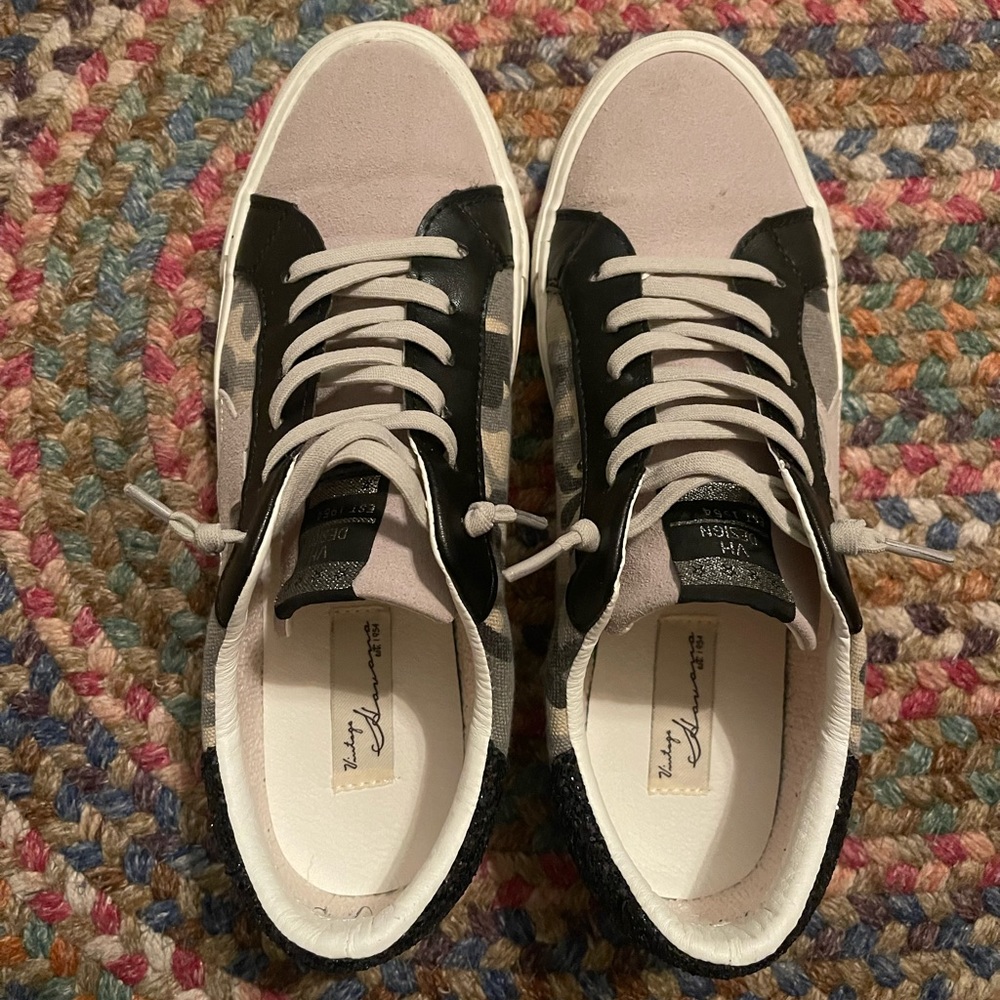 Vintage Havana Sneakers